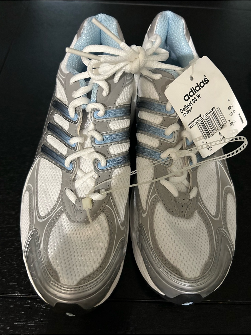 NWT adidas size 7 1/2 deflect 05 W gym shoes 133907